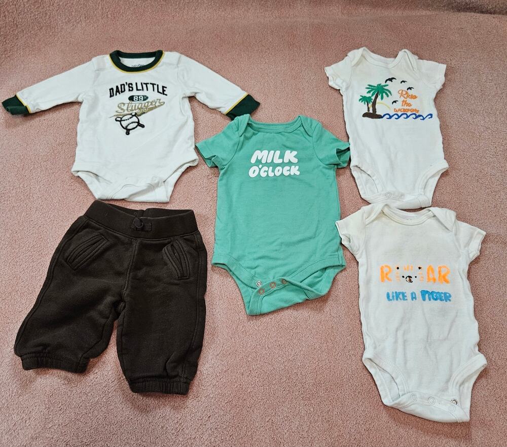 BabyGap Infant Boy Baseball Outfit and 3 onesies 0-3 Months Bundle